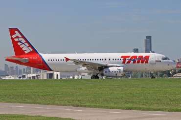 PR-MAZ, (cn 2513), Airbus A320-232