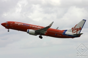 VH-VOU (30665) 2004 Boeing 737-8Q8(WL)