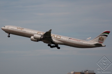 A6-EHE (829) 2007 Airbus A340-642