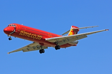 ZS-TRJ (cn 49829) McDonnell Douglas MD-87