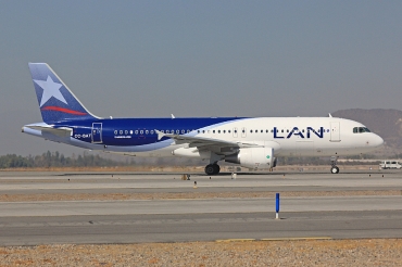 CC-BAT, (cn 4921), Airbus A320-214