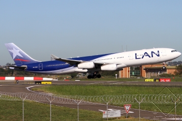 CC-CQA (359) 2000 Airbus A340-313