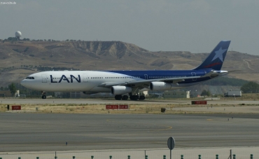 CC-CQC (363) 2000 Airbus A340-313