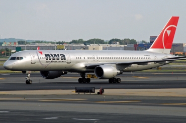 N546US (26493) 1996 Boeing 757-251 WL