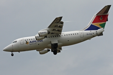 ZS-PUZ (cn E02074) BAe-146-200