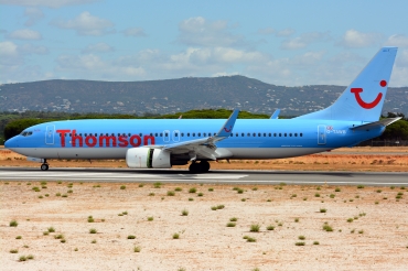 G-TAWB · Boeing 737-8K5(WL) · (FAO / LPFR)