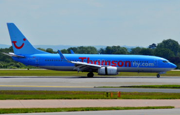 G-FDZA (35134) 2007 Boeing 737-8K5(WL)