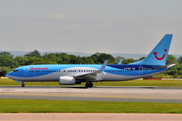 G-FDZT (37248) 2011 Boeing 737-8K5(WL)