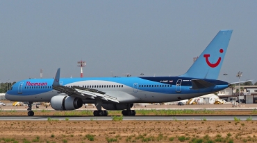 G-OOBE (33100) 2003 Boeing 757-28A WL