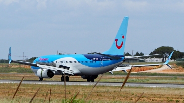 G-TAWG (37266) 2012 Boeing 737-8K5 WL