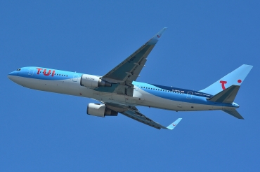 G-OBYH (28883) 1999 Boeing 767-304 ER WL