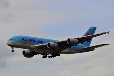 HL7612 (039) 2011 Airbus A380-861
