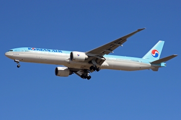 HL8208 (cn 37645) Boeing 777-3B5ER