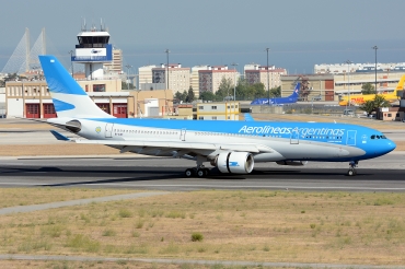 EI-CXF (358) 2000 Airbus A330-223