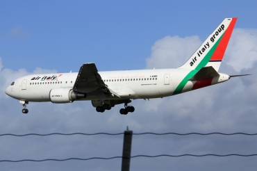 I-AIGH (cn 23973) Boeing 767-23BER