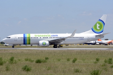 F-GZHJ (37778) 2013 Boeing 737-86J(WL)