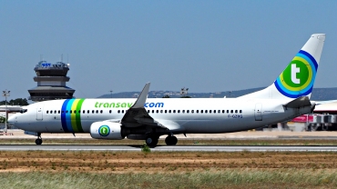 F-GZHG (30650) 2002 Boeing 737-8K2(WL)