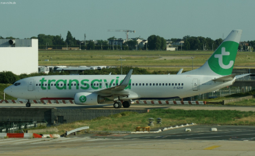 F-GZHF (29677) 2009 Boeing 737-8K2(WL)