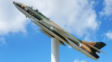 501 (41H/679996) 1956 Hawker Hunter FGA.74