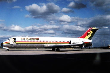 VH-CZD (cn 47065) McDonnell Douglas DC-9-31