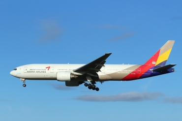 HL7700 (cn 30859) Boeing 777-28EER