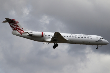 VH-FSQ (11450) 1993 Fokker 100