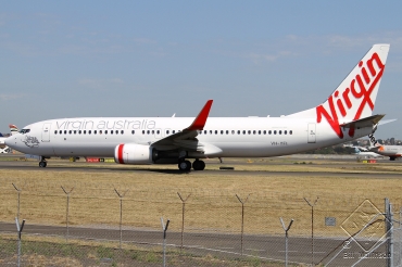 VH-YFI · Boeing 737-8FE(WL) · (SYD / YSSY)