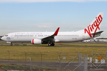 VH-YFK · Boeing 737-8FE(WL) · (SYD / YSSY)