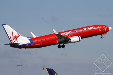 VH-VUR · Boeing 737-8FE · (SYD / YSSY)
