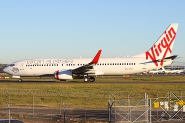 VH-YFK · Boeing 737-8FE(WL) · (SYD / YSSY)