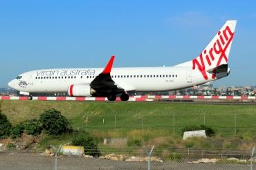 VH-VUC · Boeing 737-8FE(WL) · (SYD / YSSY)