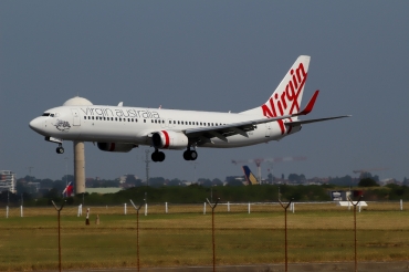 VH-VUC · Boeing 737-8FE(WL) · (SYD / YSSY)