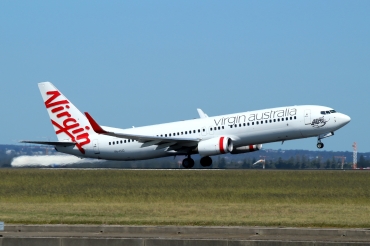 VH-VUQ · Boeing 737-8FE(WL) · (SYD / YSSY)
