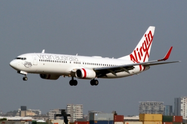 VH-YIU · Boeing 737-8FE(WL) · (SYD / YSSY)