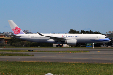 B-18916 (191) 2018 Airbus A350-941