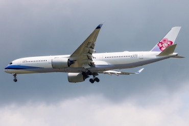 B-18906 · Airbus A350-941 · (SIN / WSSS)