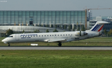 F-GRZF (cn 10036) Bombardier CRJ-701
