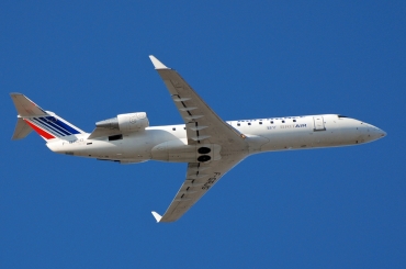 F-GRJG (cn 7143) Bombardier CRJ100ER