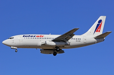 ZS-SIH (22587) 1982 Boeing 737-244/Adv