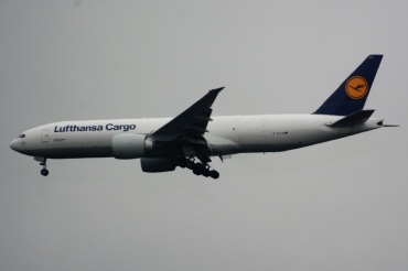 D-ALFA (41674) 2013 Boeing 777-FBT