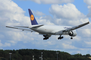 D-ALFA (41674) 2013 Boeing 777-FBT