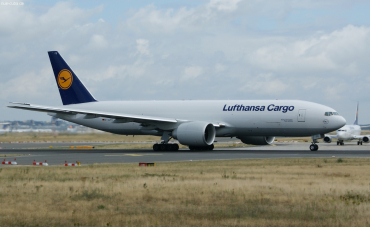 D-ALFE (41678) 2015 Boeing 777-FBT