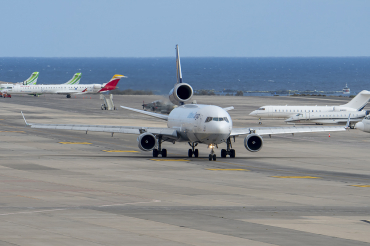 D-ALCK (48803) 2000 McDonnell Douglas MD-11F