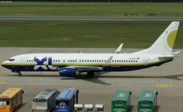 D-AXLJ (30619) 2001 Boeing 737-81Q(WL)