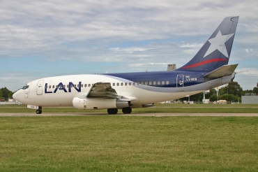 LV-BCB, (cn 22121), Boeing 737-230/Adv