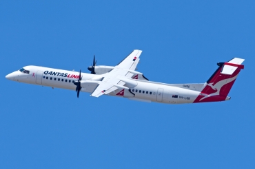 VH-LQB (4343) 2010 Bombardier Dash 8-Q402