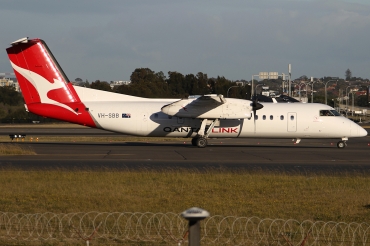 VH-SBB (539) 1999 Bombardier Dash 8-Q311