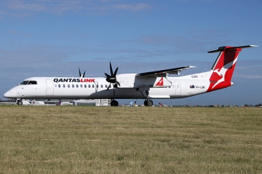 VH-LQM (4450) 2013 Bombardier Dash 8-Q402
