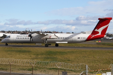 VH-QOJ · Bombardier Dash 8-Q402 · (SYD / YSSY)