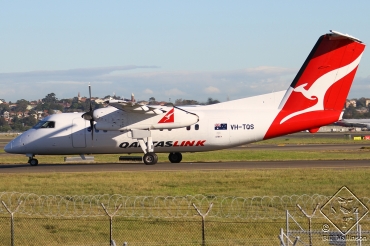 VH-TQS · Bombardier Dash 8-Q202 · (SYD / YSSY)